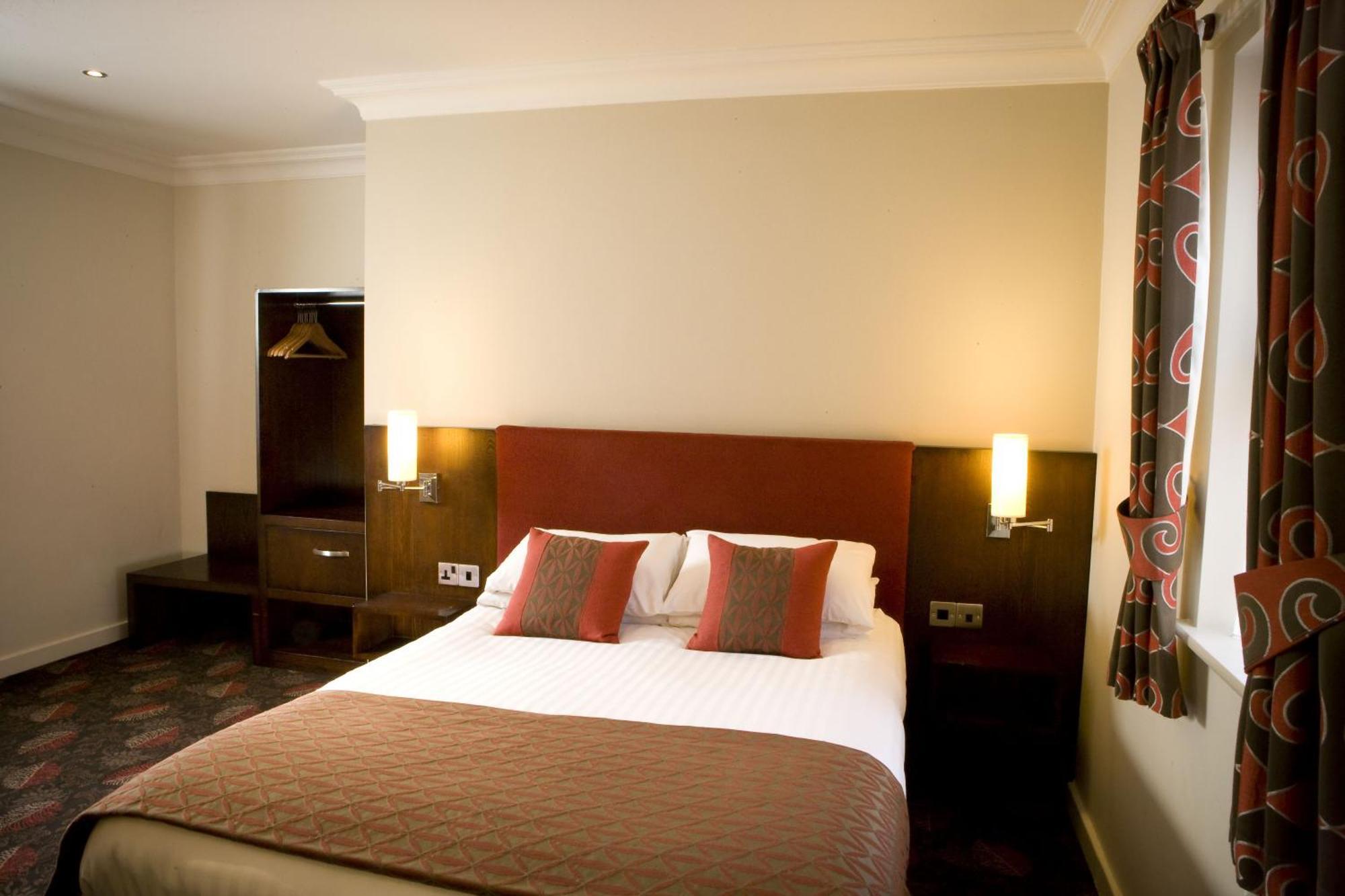 Burntwood Court Hotel Barnsley Zewnętrze zdjęcie